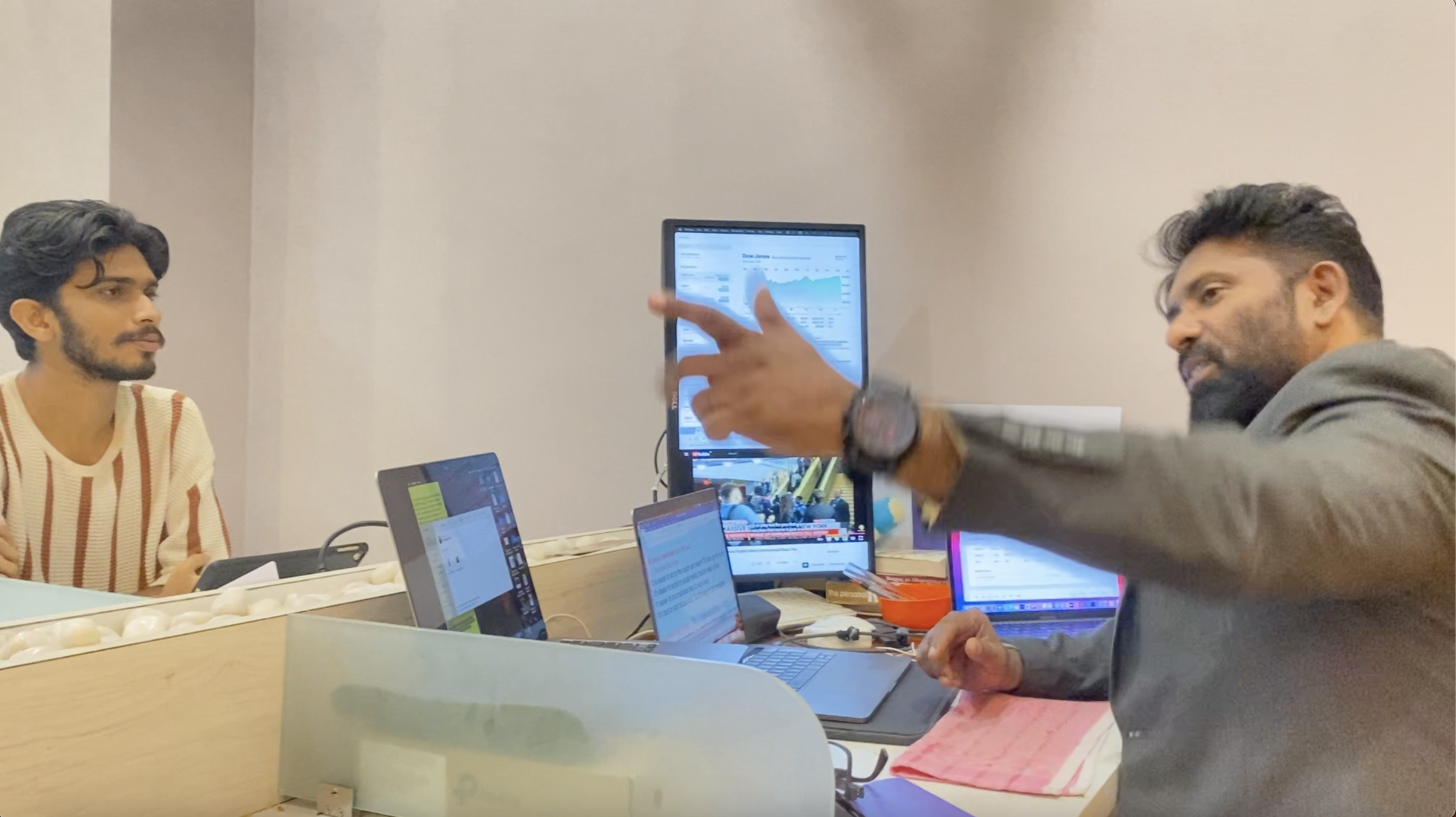 Apple Mac store and service environment in Abu Dhabi